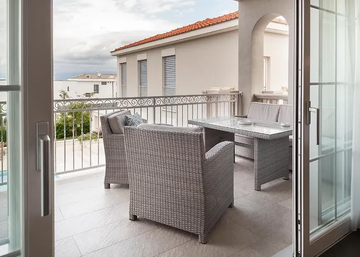 Deluxe Apartment Vila Carissa